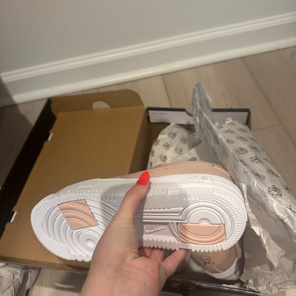 Nike Air Force 1 Pixel - Picture 9 of 9